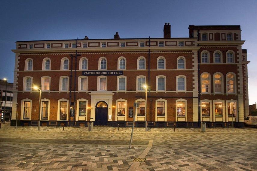 The Yarborough Hotel Wetherspoon Grimsby Exterior photo